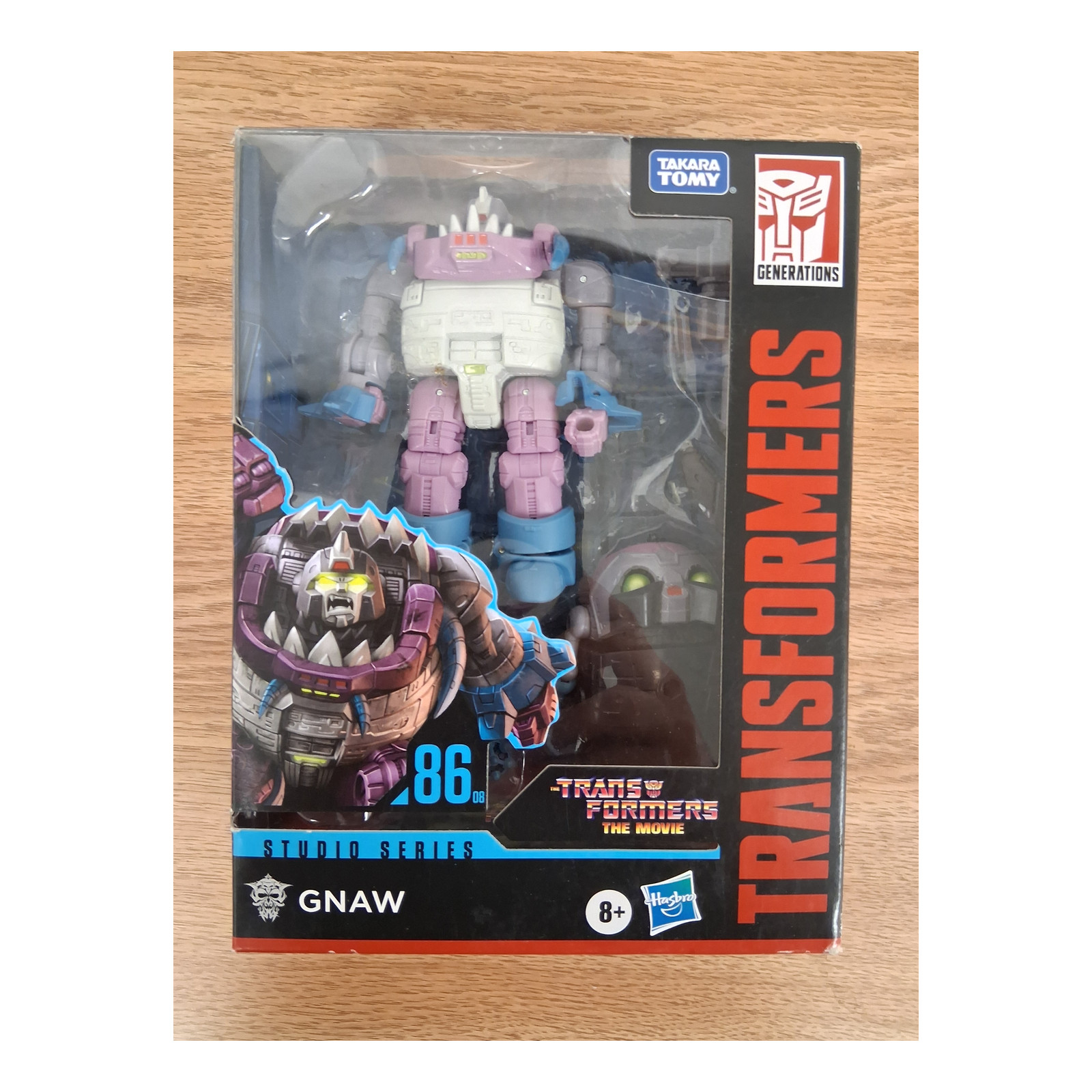 Transformers Studio Series 86-08 Gnaw – Deluxe Class - Image 2