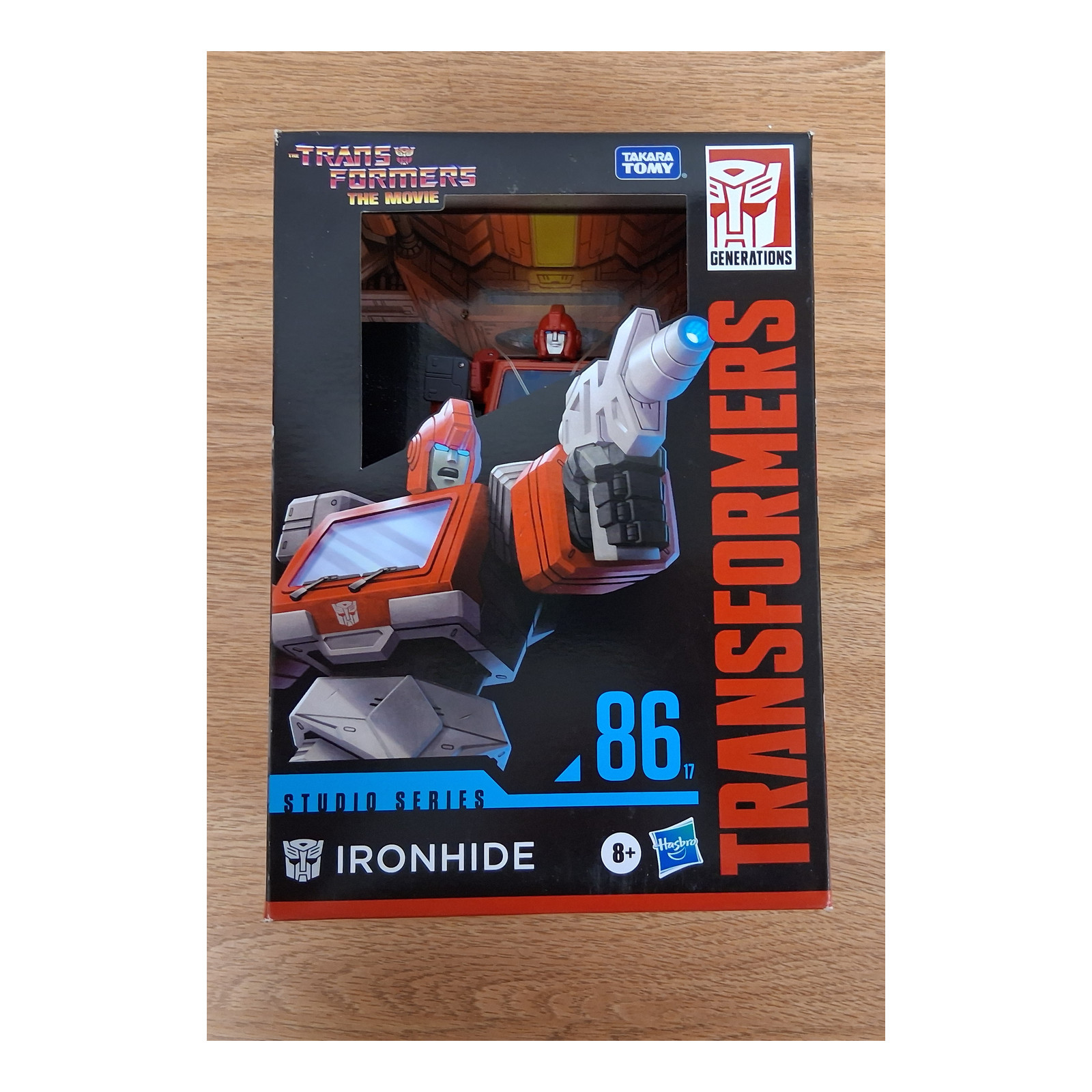 Transformers Studio Series 86-17 Ironhide – Voyager Class - Image 2